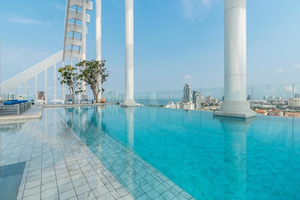 Arbour Hotel and Residence