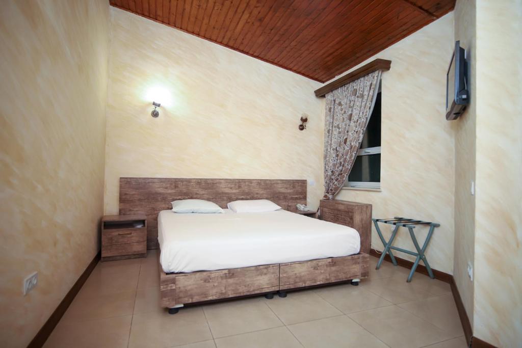 Armenian Village Park Hotel