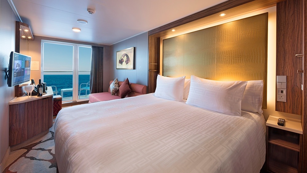 balcony cabin