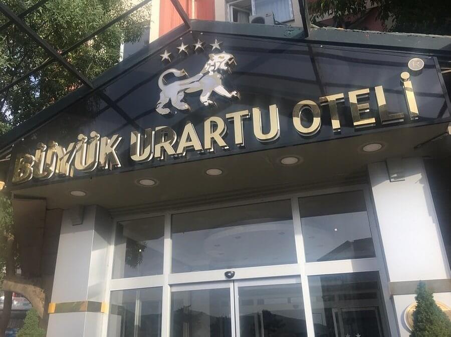 Buyuk Urartu Hotel