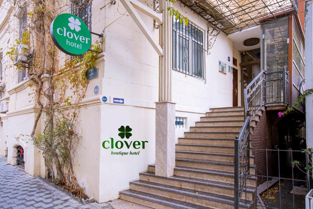 Clover Hotel Baku