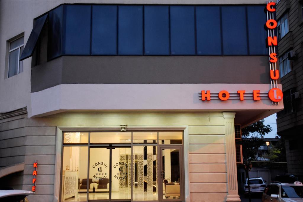 Consul Baku hotel