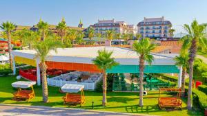 Crystal Family Resort & Spa Hotel