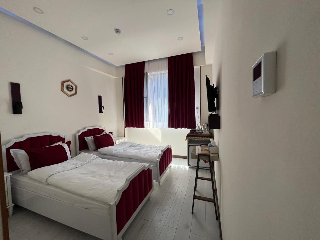 Luxin Hotel