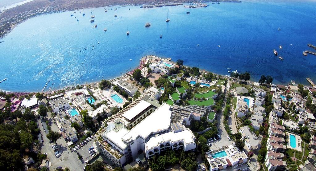 Royal Asarlik Beach