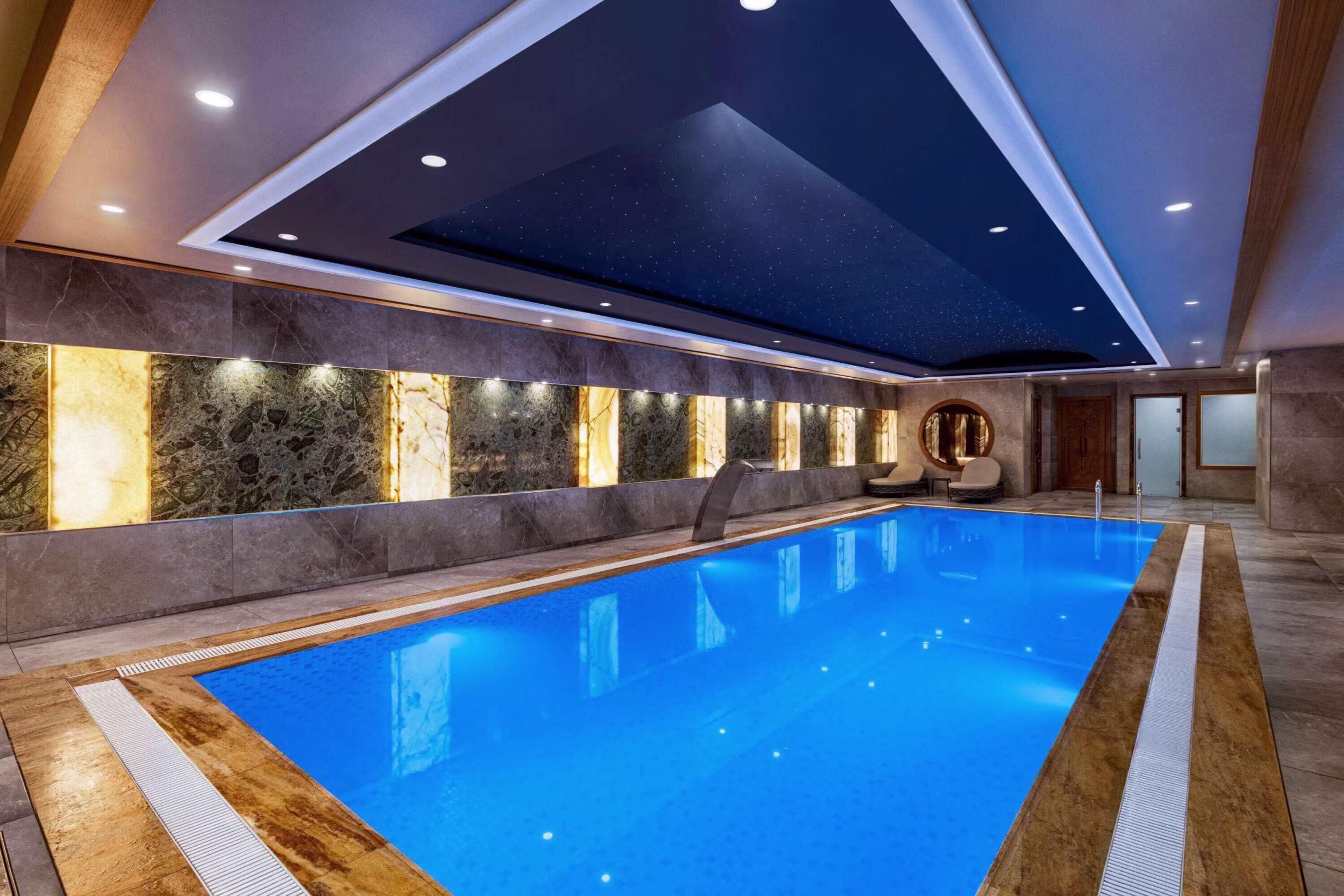 The Peak Hotel